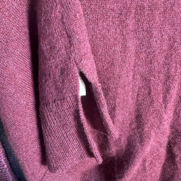 J. Crew Women’s Cashmere Pullover Sweater Size: XL - Picture 5 of 7